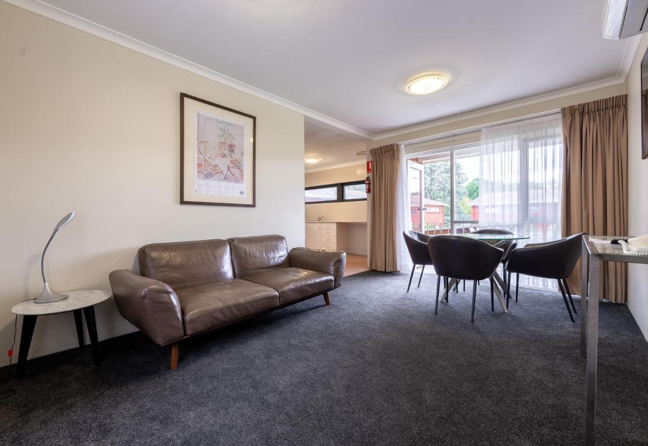 Forrest Hotel & Apartments Canberra Exteriör bild
